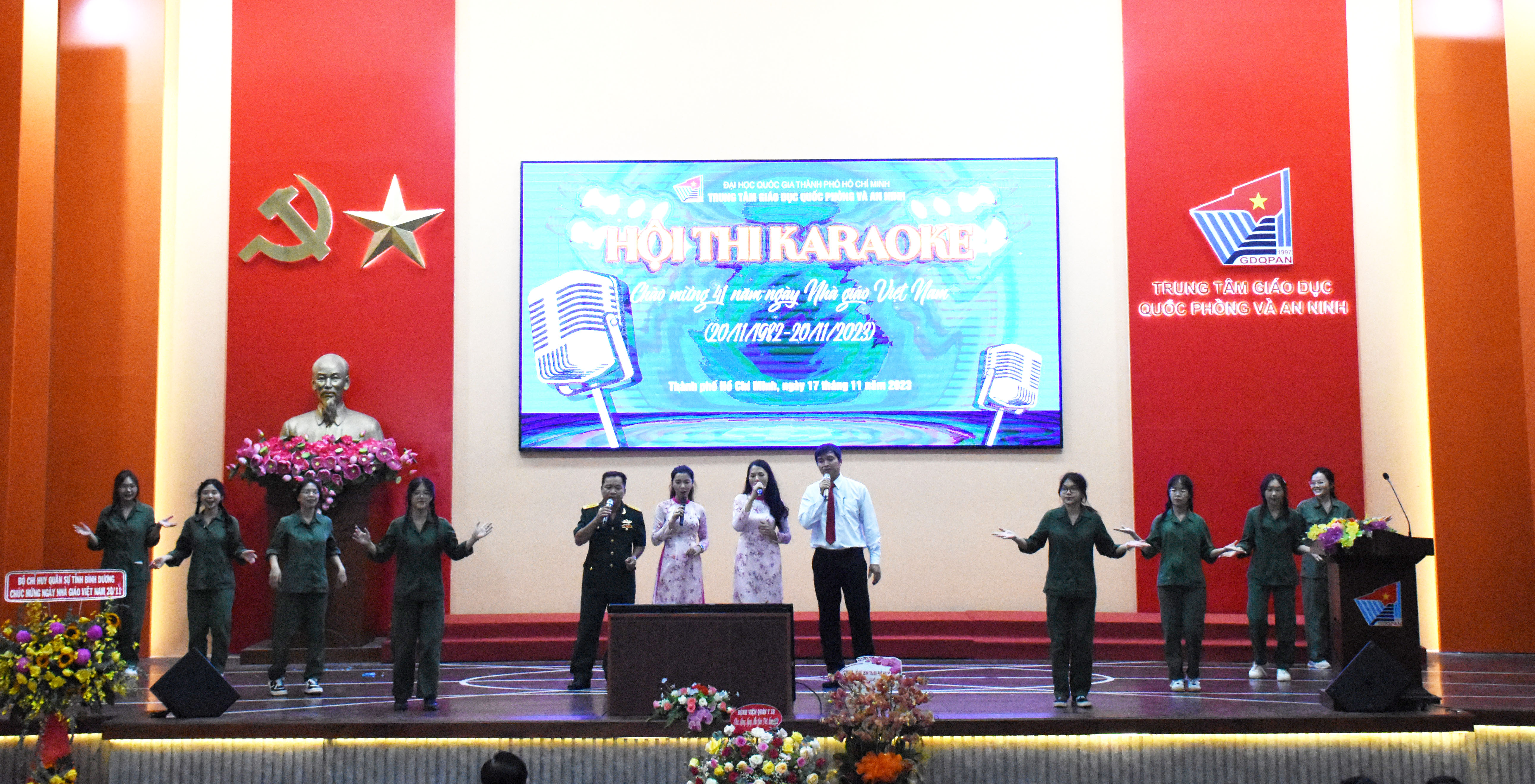 Công đoàn Trung tâm tổ chức Hội thi karaoke chào mừng Ngày Nhà giáo Việt Nam 20/11/2023